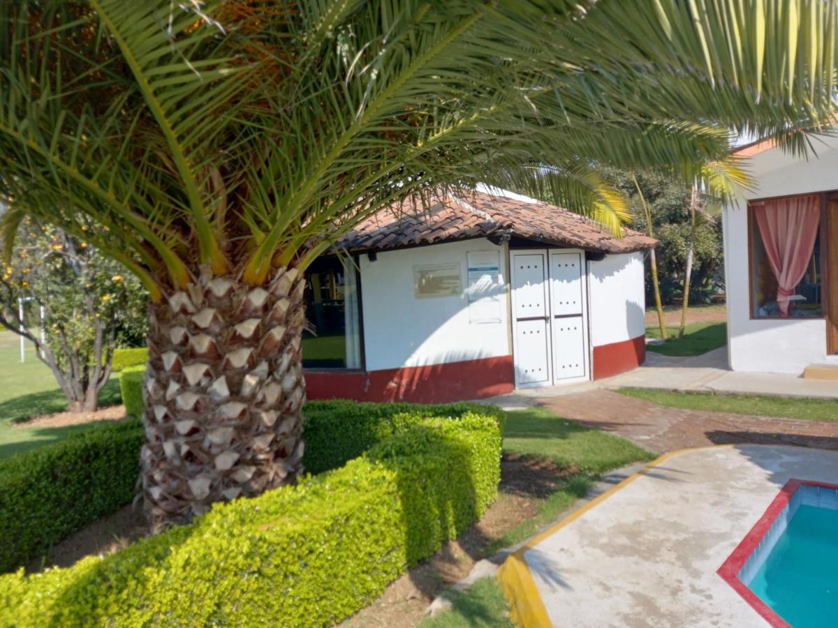 Hm Hotel El Rancho Las Margaritas 巴耶德布拉沃 外观 照片