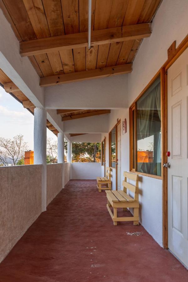 Hm Hotel El Rancho Las Margaritas 巴耶德布拉沃 外观 照片